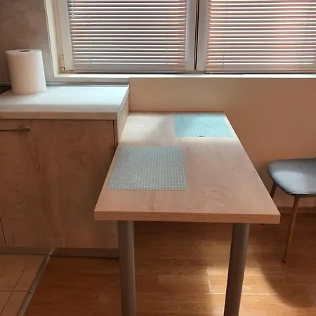 първа линия лазур Pomorie