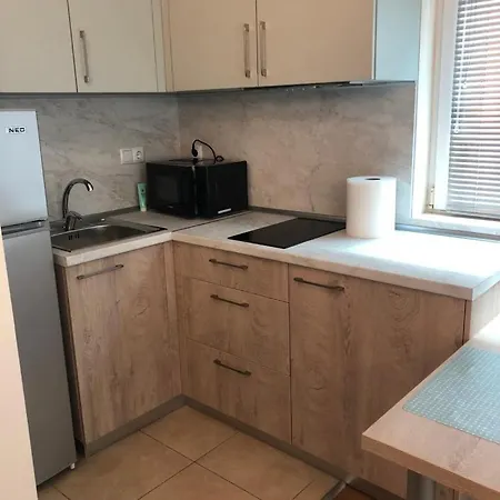 Apartman първа линия лазур Pomorie