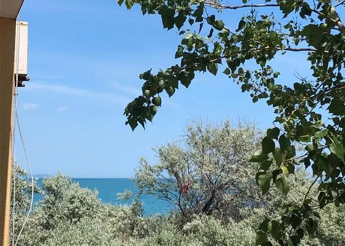 първа линия лазур Daire Ahyolu